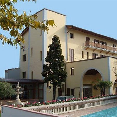 Hotel Magnolia Comacchio Buitenkant foto